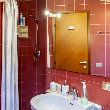 Loft Parallela Lungomare Posto Auto Apartment Viareggio