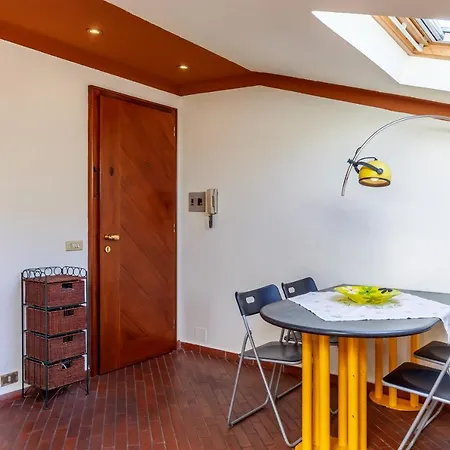 Апартаменты Loft Parallela Lungomare Posto Auto