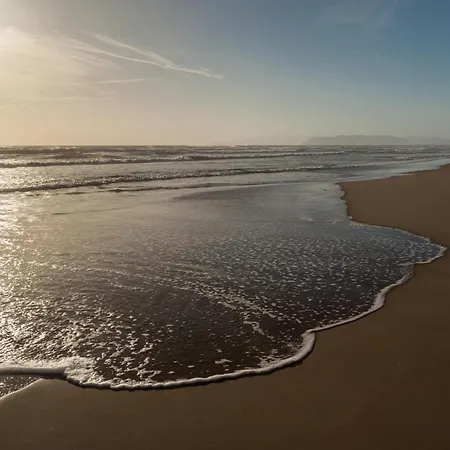 Апартаменты Loft Parallela Lungomare Posto Auto